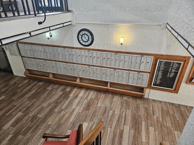 Building Photo - Move-In Special! Get November FREE When You Sign a 1-Year Lease!