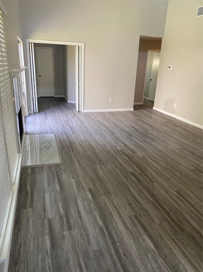 Building Photo - 7519 San Benito Dr