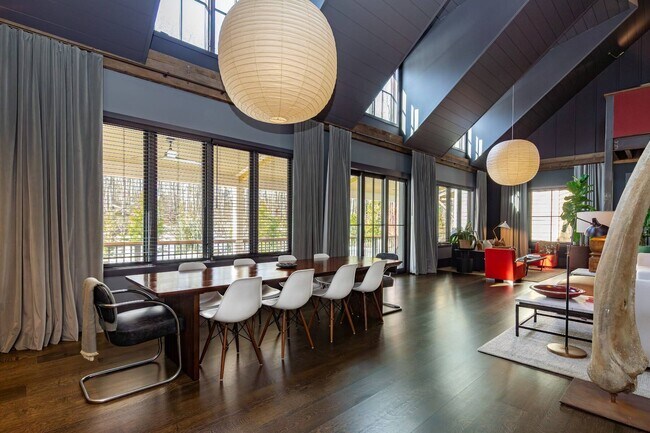 Building Photo - 291 Brick Kiln Rd