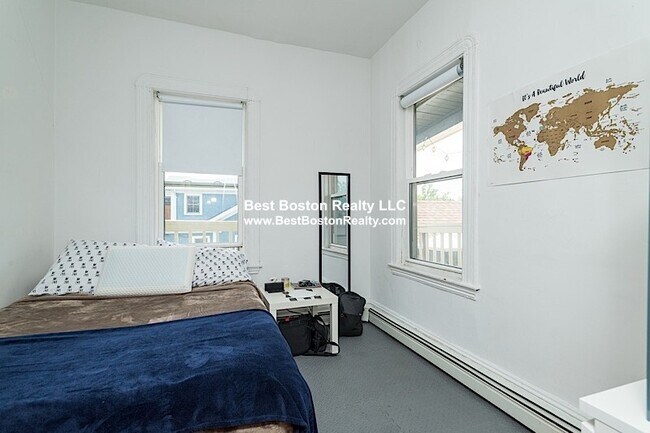 Building Photo - 220 Prospect St