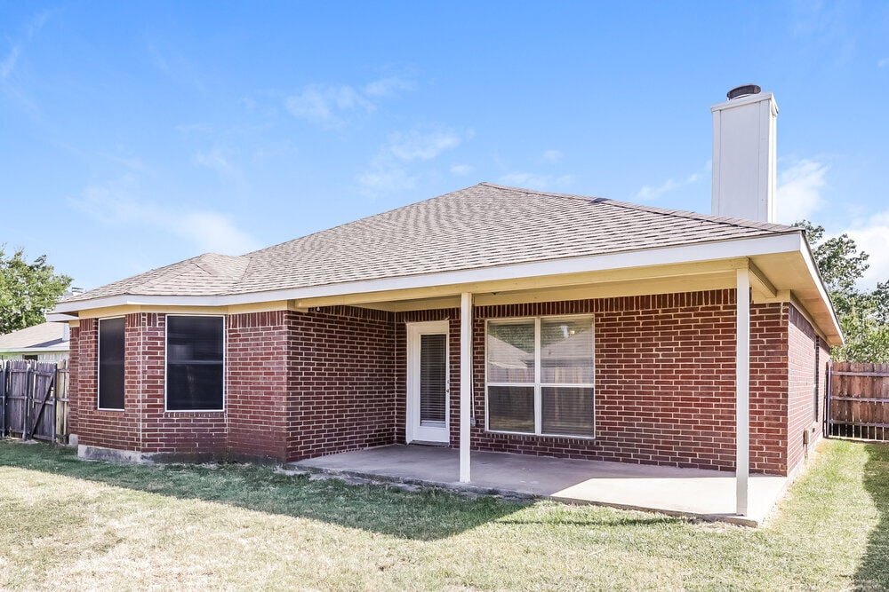 Building Photo - 528 Cambridge Dr