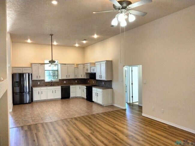 Building Photo - 2620 Fred Daugherty Dr
