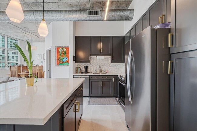 Building Photo - 2001 S Biscayne Blvd