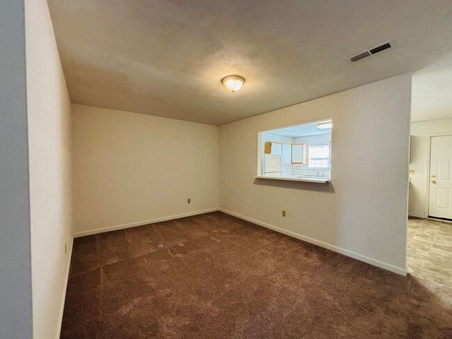 Building Photo - 1401 Christine Ct