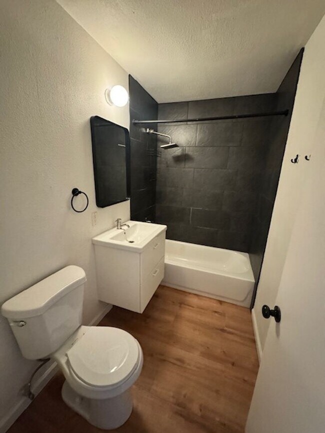 Building Photo - Conveniently Located Home with Attached Studio!