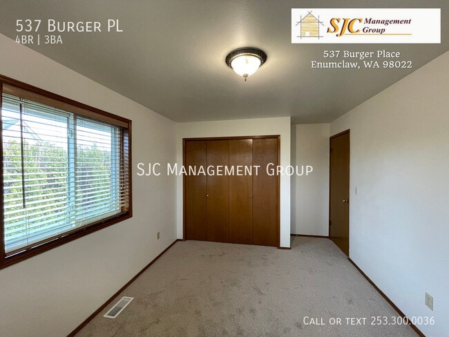 Building Photo - 537 Burger Pl