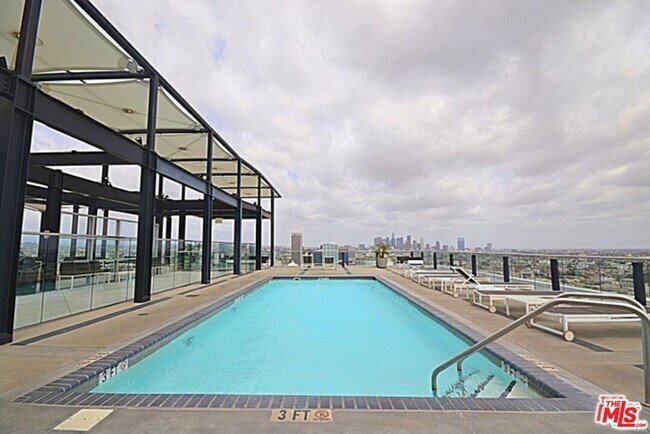 Building Photo - 3810 Wilshire Blvd