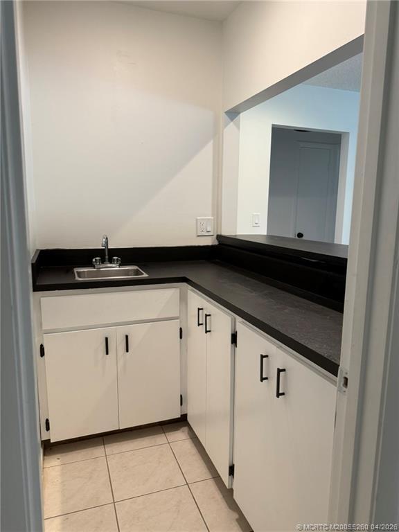 Building Photo - 3096 SE Glasgow Dr