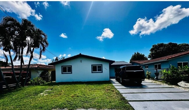 Primary Photo - 1543 SW 74th Ct