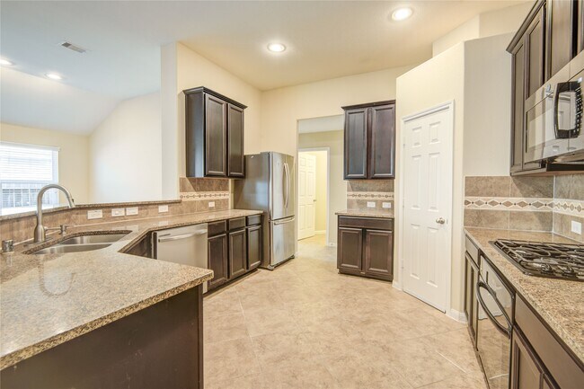 Building Photo - 26322 Creston Cliff Ct