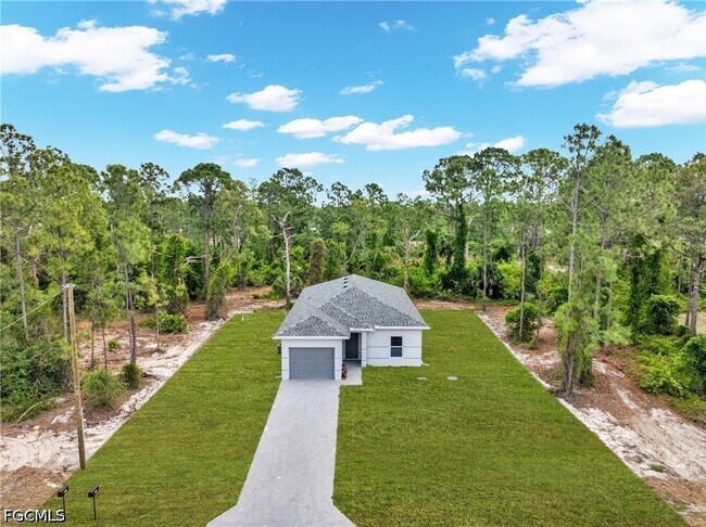 Building Photo - 715 Bering Ave S