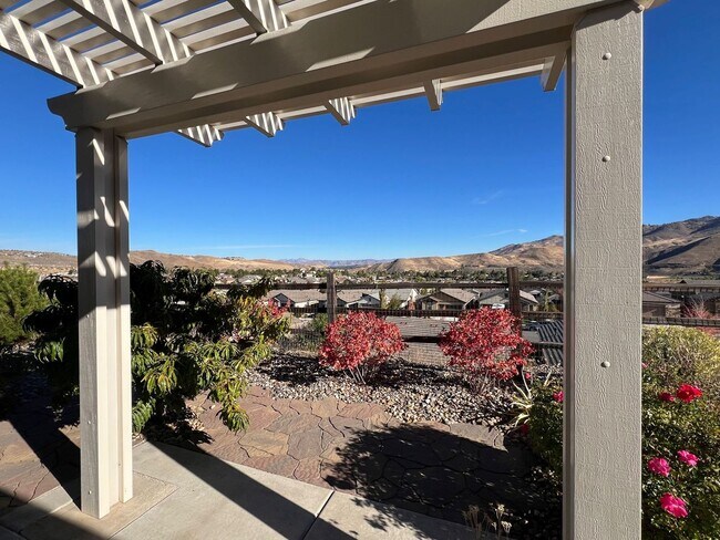 Building Photo - Del Webb Home Available