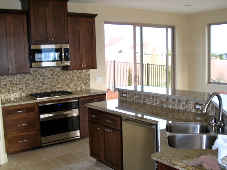 Kitchen to Back Yard - 213 Cima de Colina