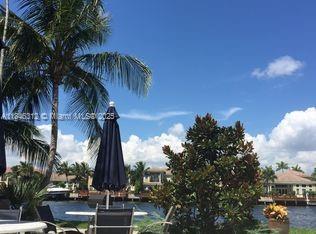 Building Photo - 2200 S Ocean Dr