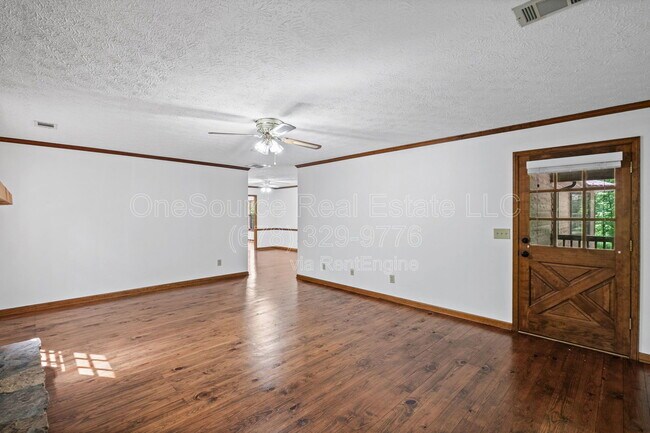 Building Photo - 195 Cross Brook Dr