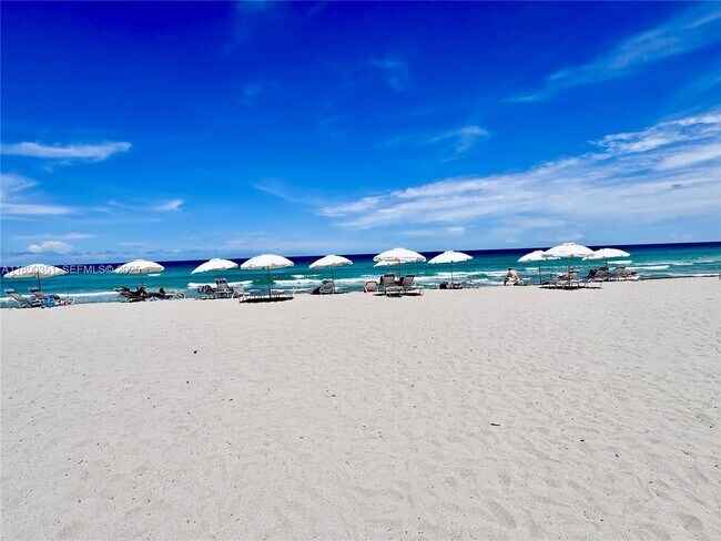 Building Photo - 2080 S Ocean Dr