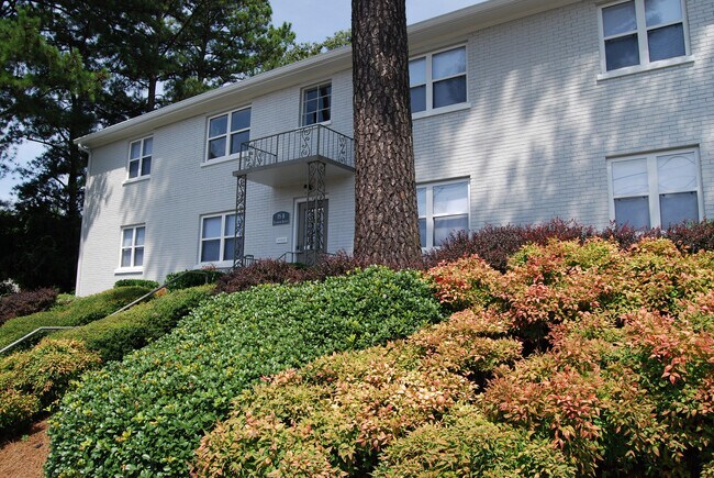 Building Photo - 15 Standish Ave NW