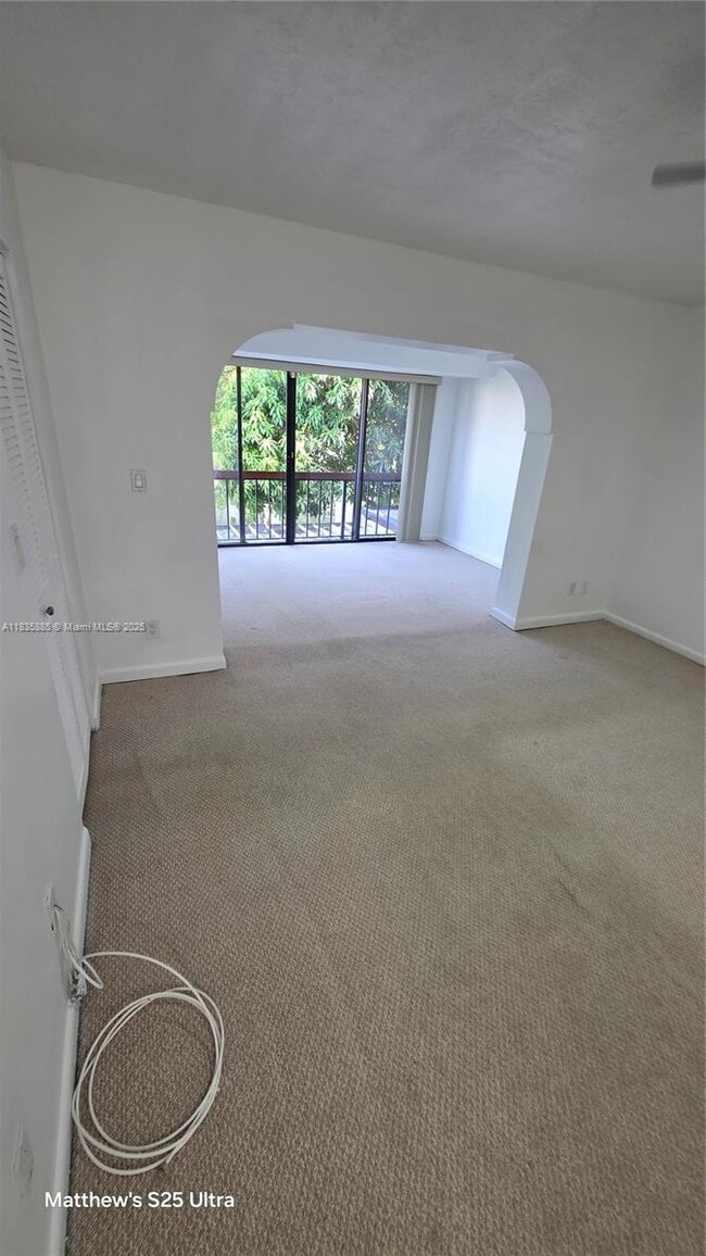 Building Photo - 6611 Racquet Club Dr