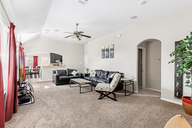 Building Photo - 5206 Misty Ln