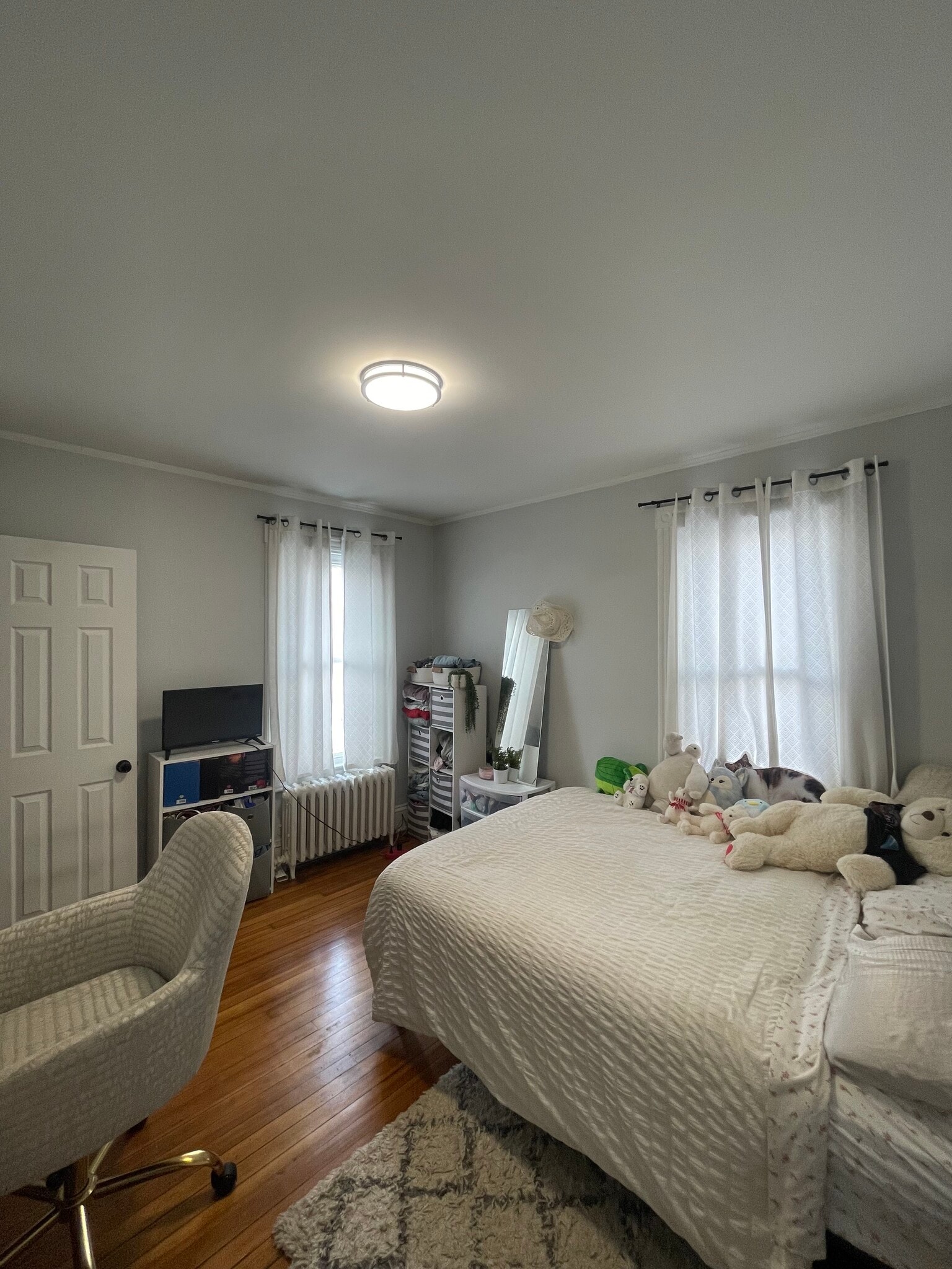 Building Photo - 451 New Park Ave