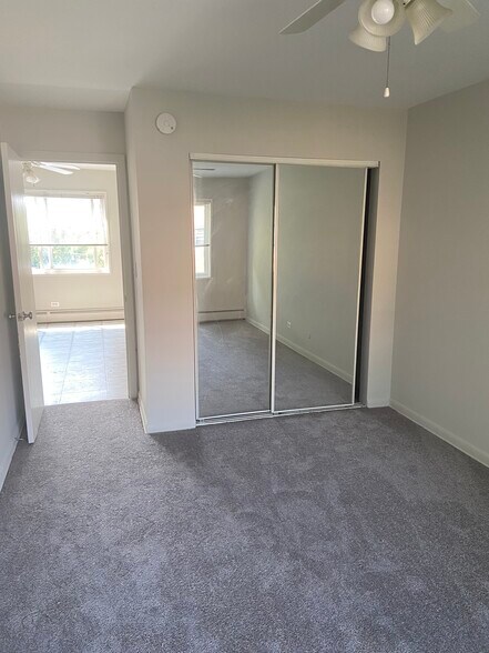 Building Photo - 8544 Niles Center Rd