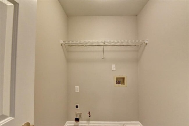Building Photo - 7470 Brookwood Way