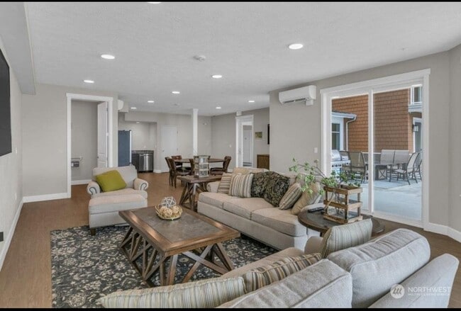 Building Photo - 5105 Grand Loop