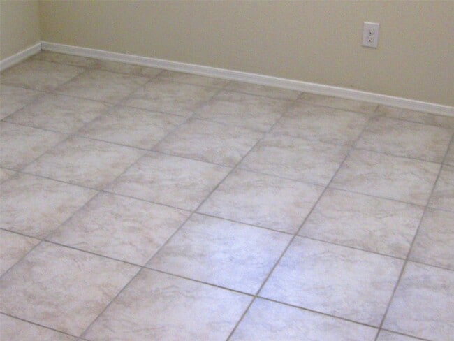 Building Photo - Four Bedroom home for rent in Magma Ranch for under $2K (Open House Saturday June 6 10 am to 12 pm)