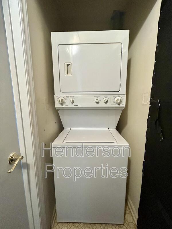 Building Photo - 6718 Park Hickory Dr