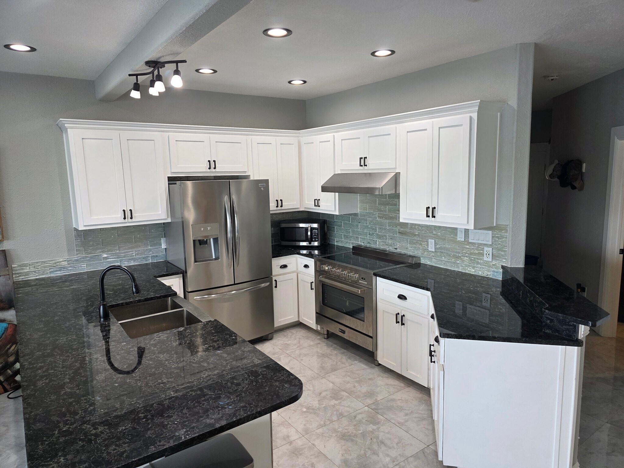 Building Photo - 15337 Bonasse Ct