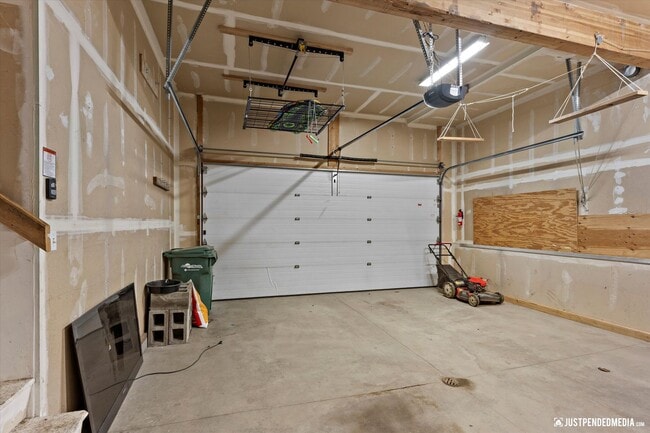 Building Photo - Brandywine Single Family Home