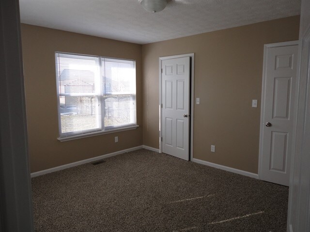 Building Photo - 5633 Southern Mist Drive