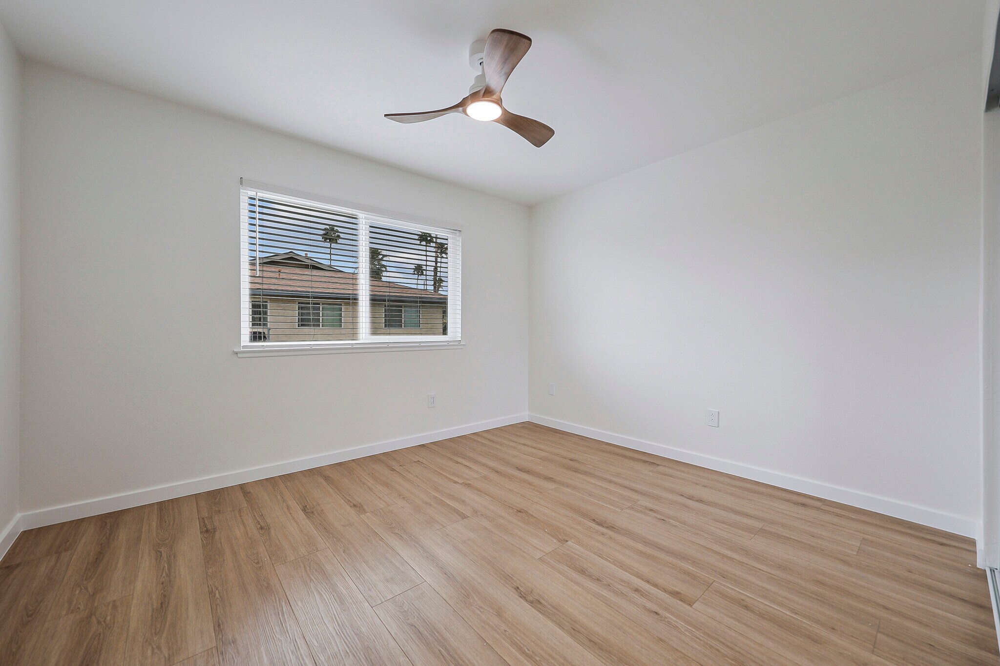 Building Photo - 72577 Edgehill Dr