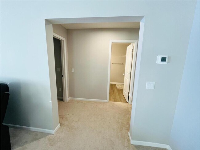 Building Photo - 1935 Mulberry Ln