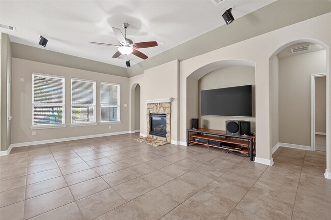 Building Photo - 30072 Willow Walk Lane