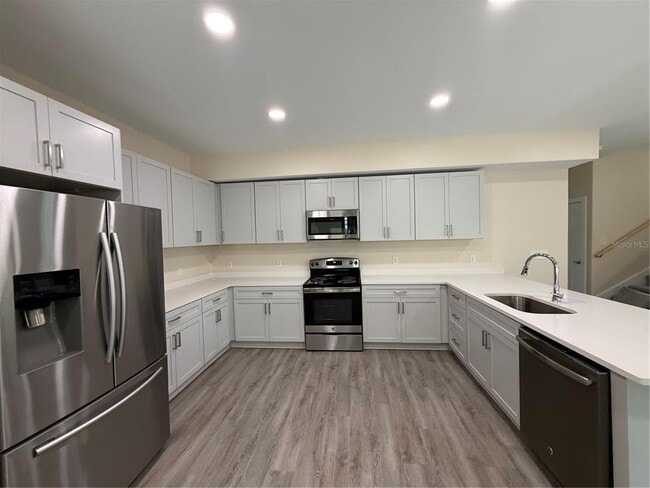 Building Photo - 4409 NW 31st Ave