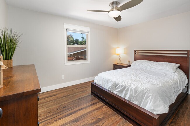 Building Photo - 246 Copper Ave