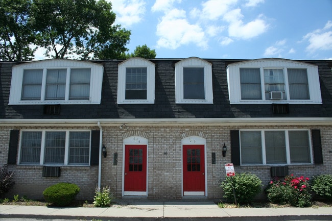 Building Photo - Parkview Manor Apartments