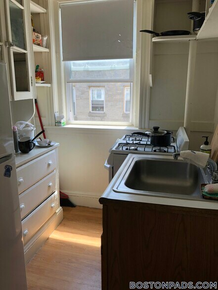Building Photo - 1185 Boylston St