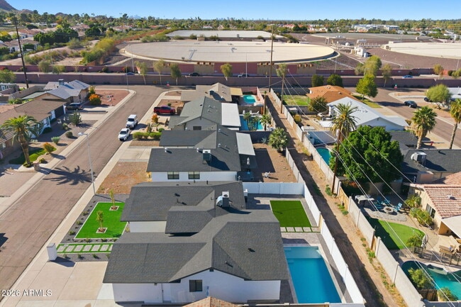 Building Photo - 6420 E Virginia Ave