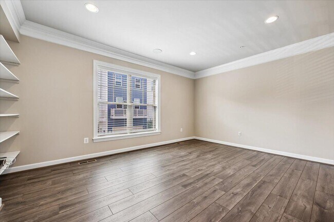 Building Photo - 14319 Potomac Heights Ln