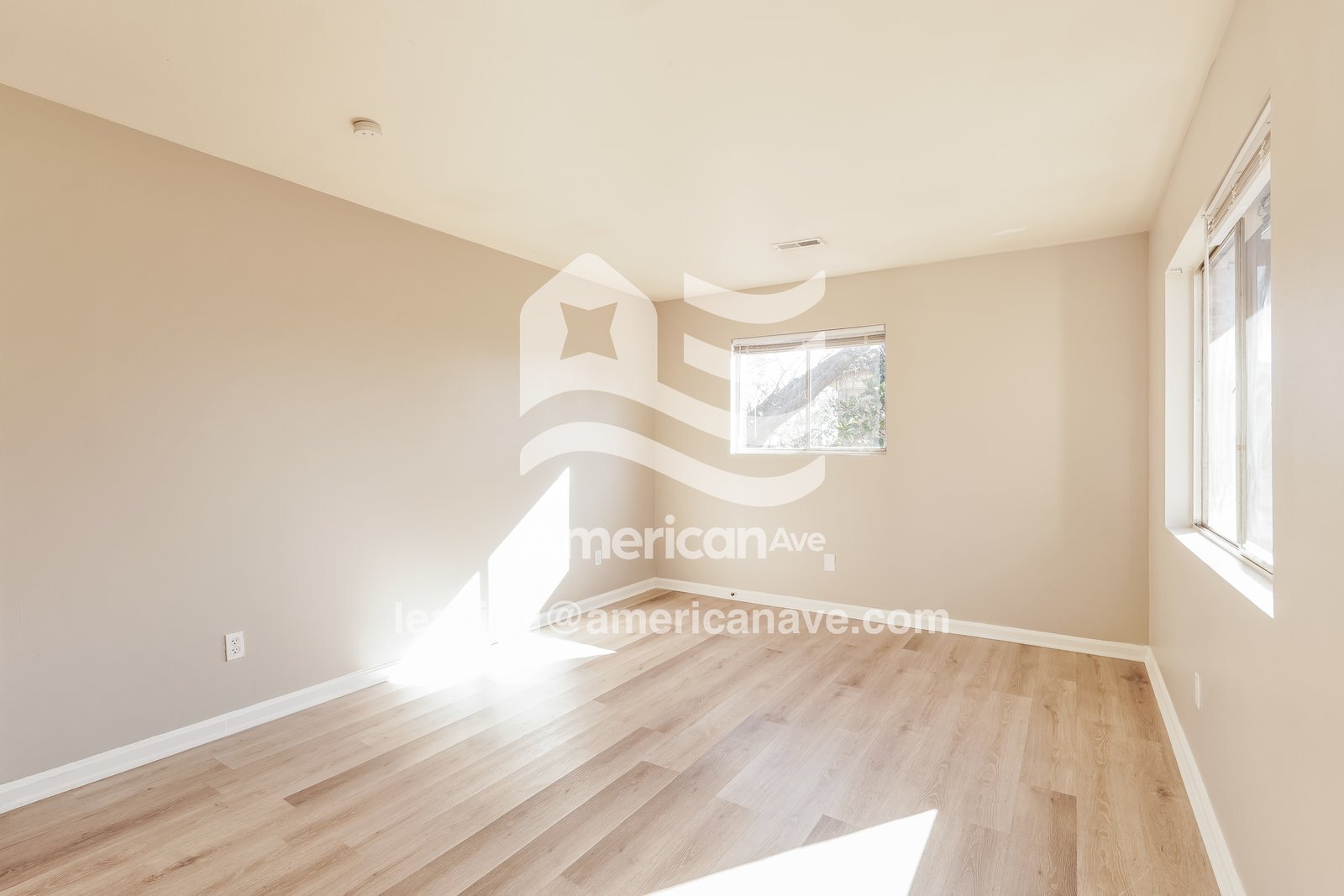 Building Photo - 2509 Parkway Dr