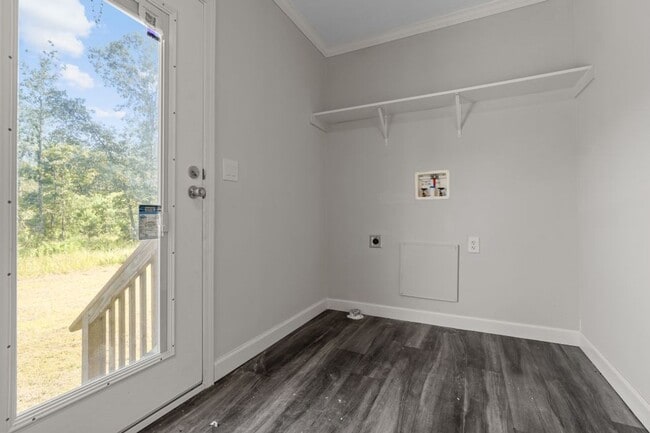Building Photo - New Double-Wide Home on 2.01 Acres (Lufkin...