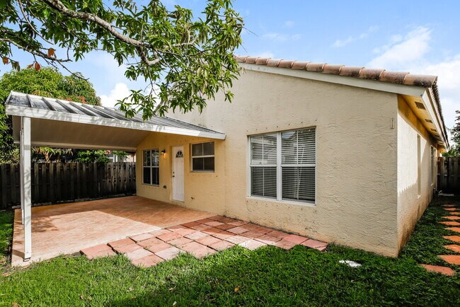 Building Photo - 20871 NW 18th St