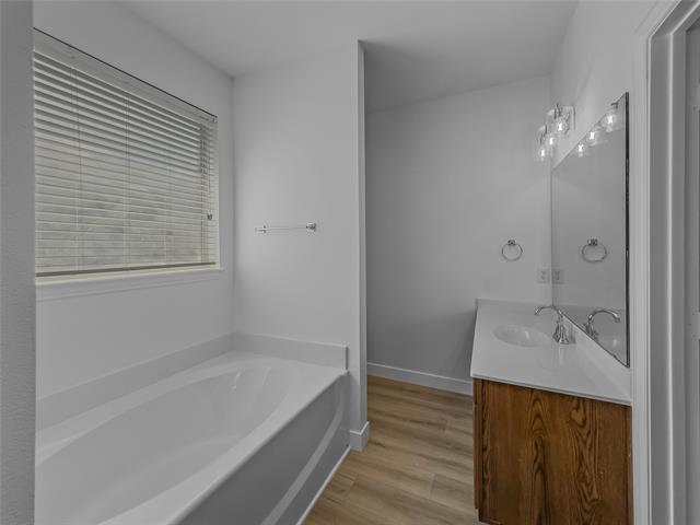 Building Photo - 138 Lipan St