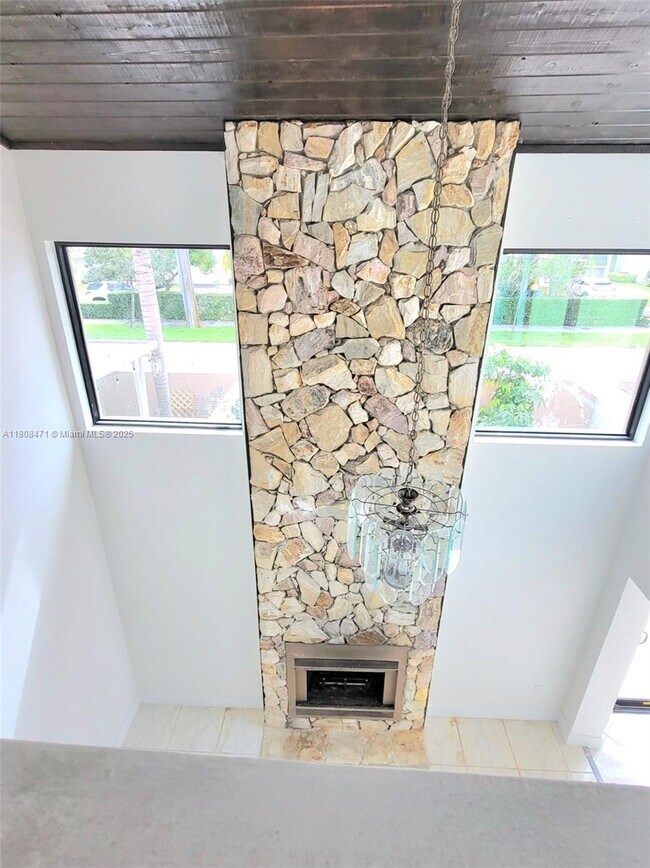 Building Photo - 19530 Cypress Ct
