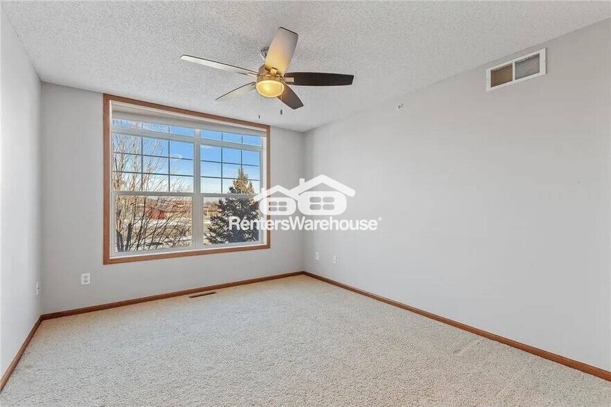 Building Photo - 4940 Underwood Ln N
