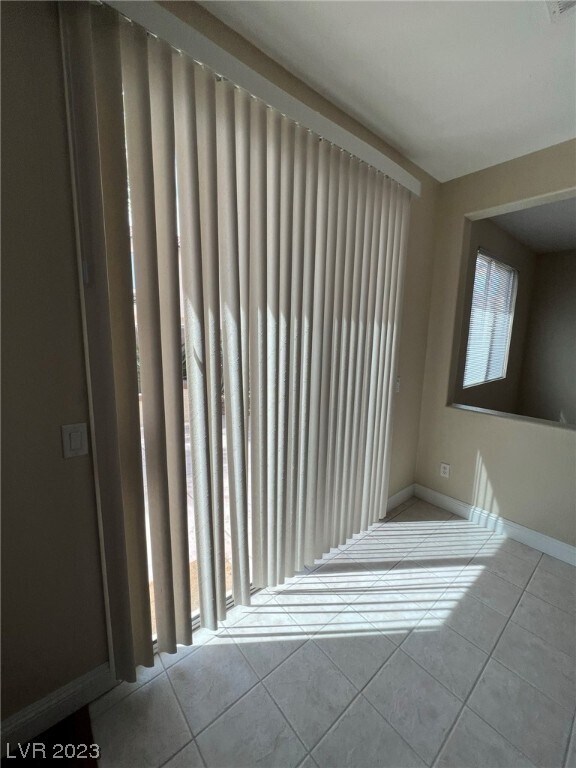 Building Photo - 9301 Thunder Falls Ct