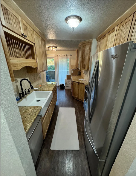 Building Photo - 3855 E Leonesio Dr