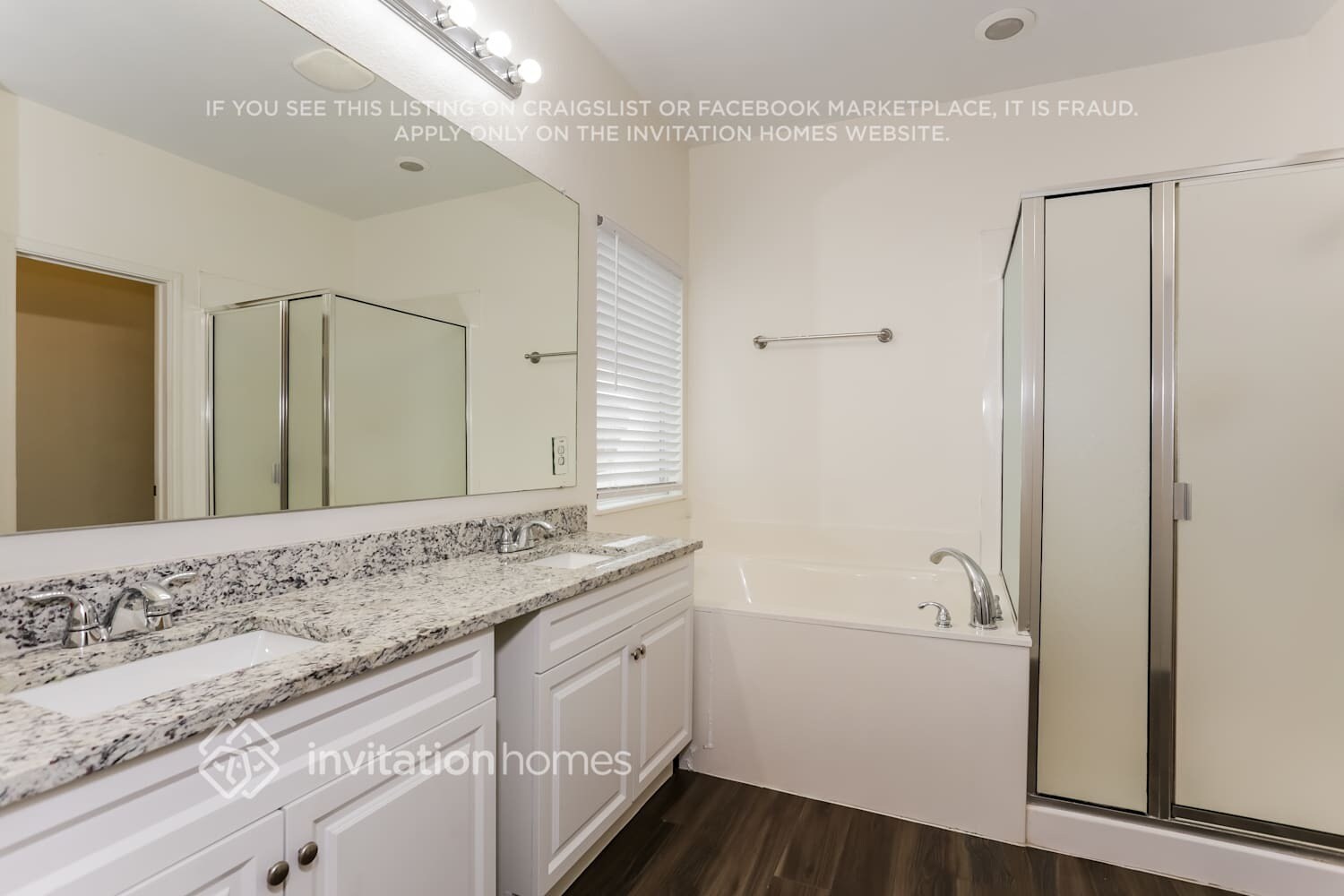 Building Photo - 1213 Sweetwater Dr